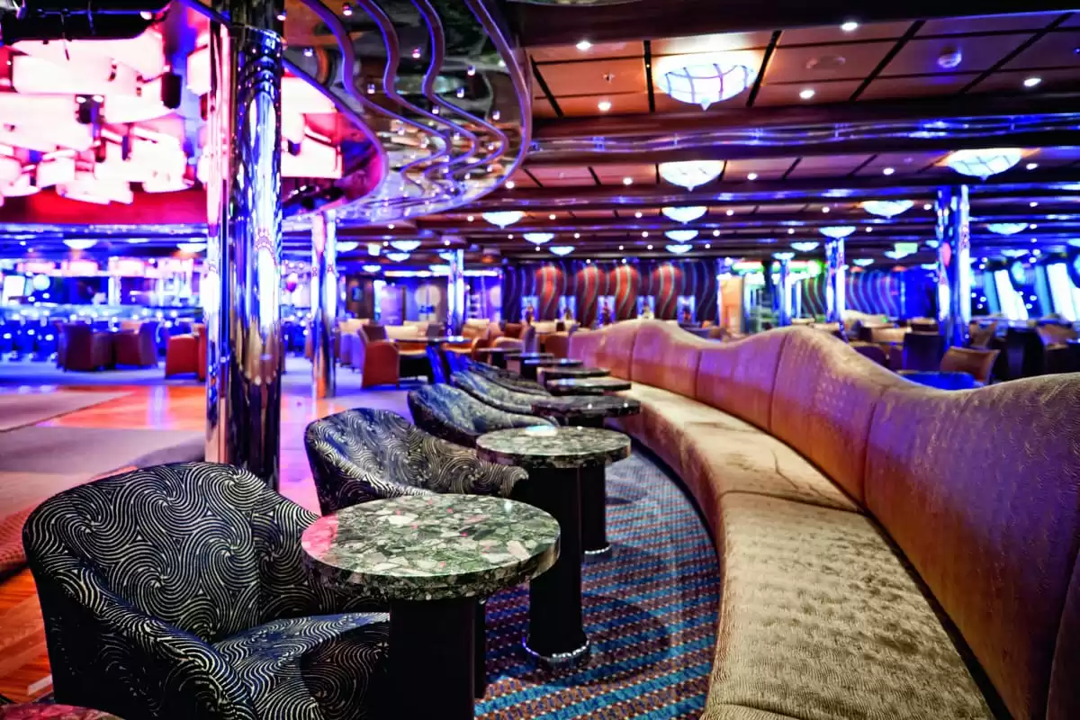 el  :  cabine 8