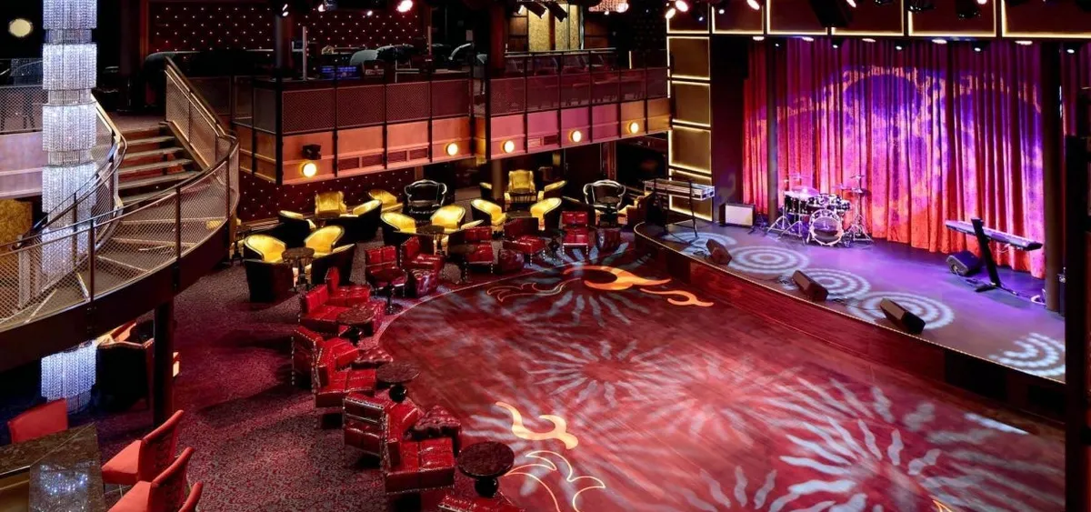 5- MUSIC HALL <br> EL TEMPLO DE LA MÚSICA EN VIVO