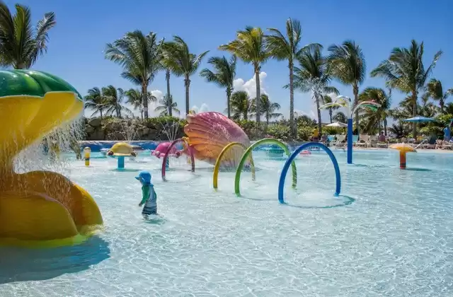 Oasis Lagoon
