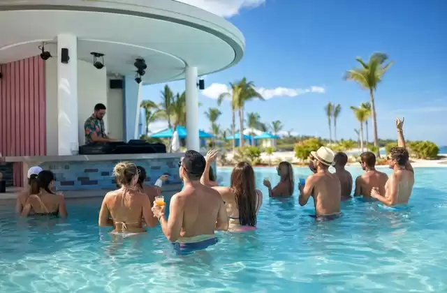 Oasis Lagoon